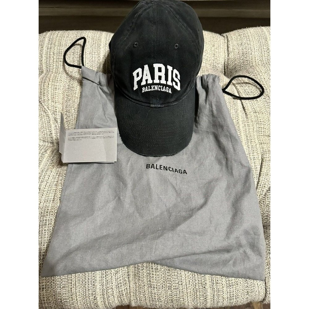 NWOT Balenciaga Paris Womens Hat Cap Bag Sz Small  Black